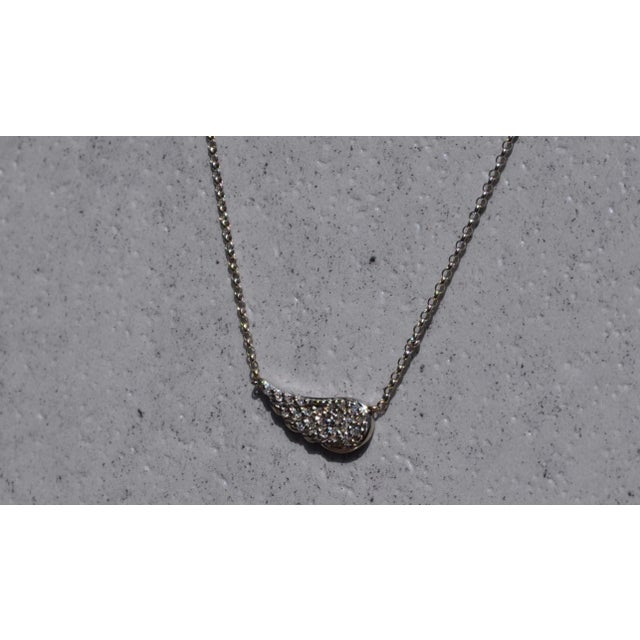 Contemporary The Wing: White Gold Bracelet with Diamond Wings For Sale - Image 3 of 3