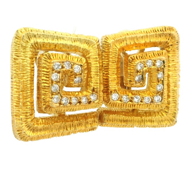 1960s Ilias Lalaounis 18k Gold Diamond Textured Geometric Earrings, Circa 1970s, A Pair For Sale - Image 5 of 16