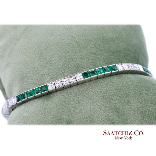 Platinum 950 Custom Made Natural Diamond and Emerald Bezel Tennis Bracelet For Sale In New York - Image 6 of 12