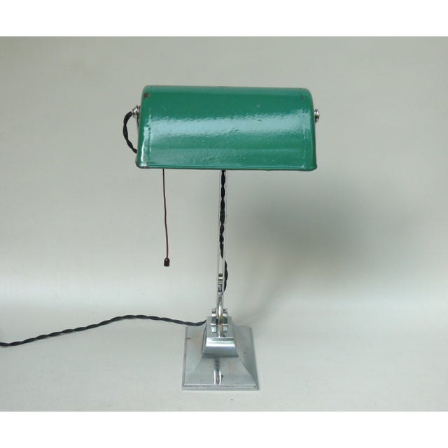 1920s Art Deco Bankers Lamp in Chrome-Plated and Green Enameled Shade, 1920s For Sale - Image 5 of 18