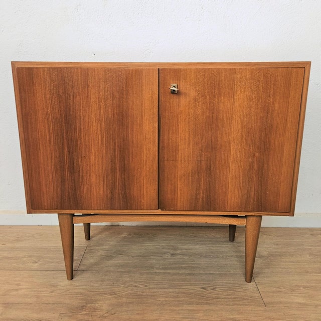 Wood Vintage Sideboard in Wood, 1950s For Sale - Image 7 of 7