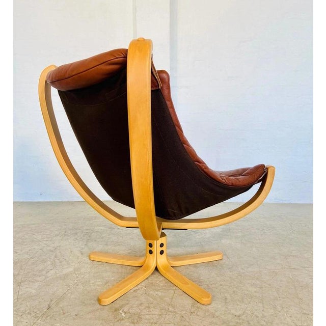 Vintage Danish Svend Skipper Swivel Lounge Chair in Cognac Leather, 1970s For Sale - Image 6 of 18