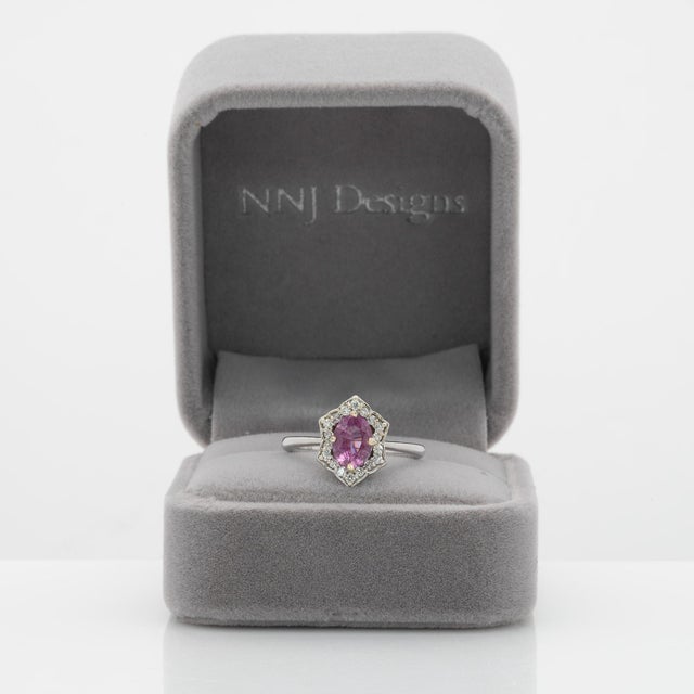 Modern Pink Sapphire Ring With Earth Mined Diamonds: Solid 14k Gold, Size 6.75 For Sale - Image 3 of 8