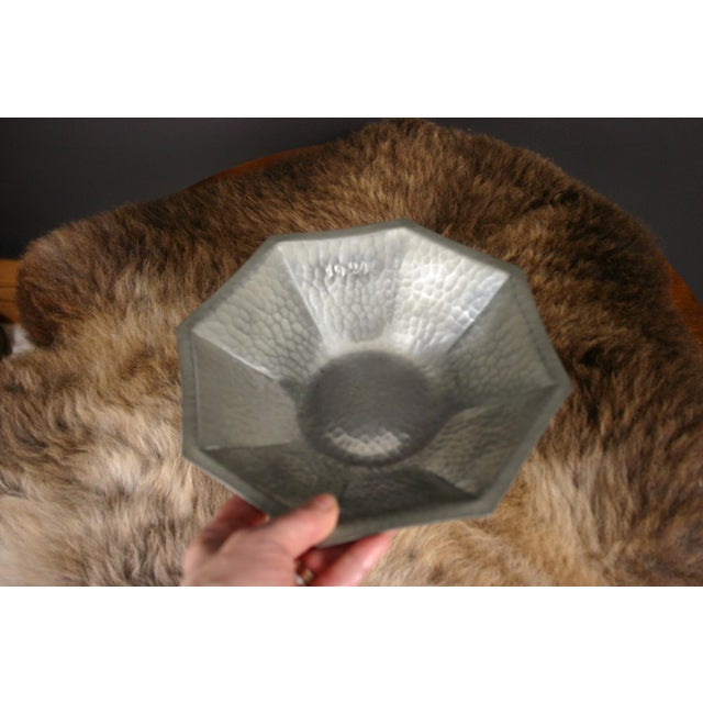 Silver Art Nouveau Hammered Pewter Bowl by Léon Provins, 1924 For Sale - Image 8 of 10