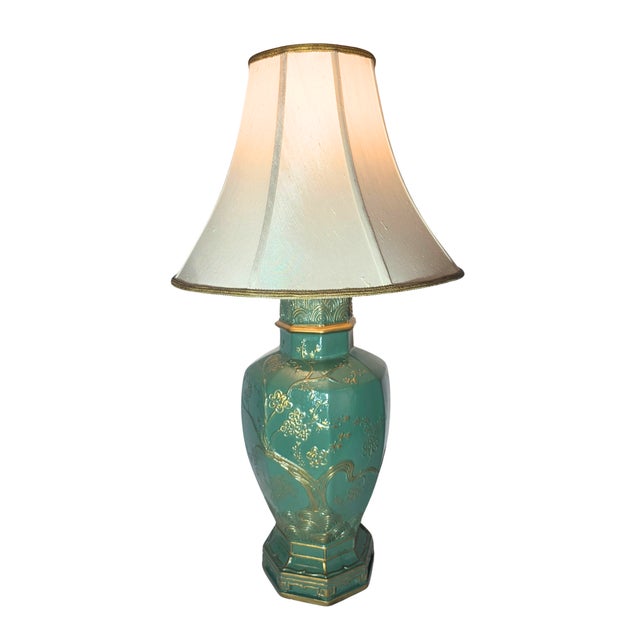 1970s Hollywood Regency Custom Lacquered Emerald Green & Gilt Chinoiserie Table Lamp For Sale - Image 18 of 18