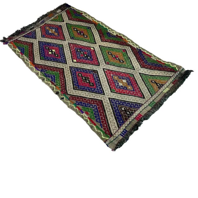Small Anatolian Turkish Kilim Rug For Sale - Image 6 of 11