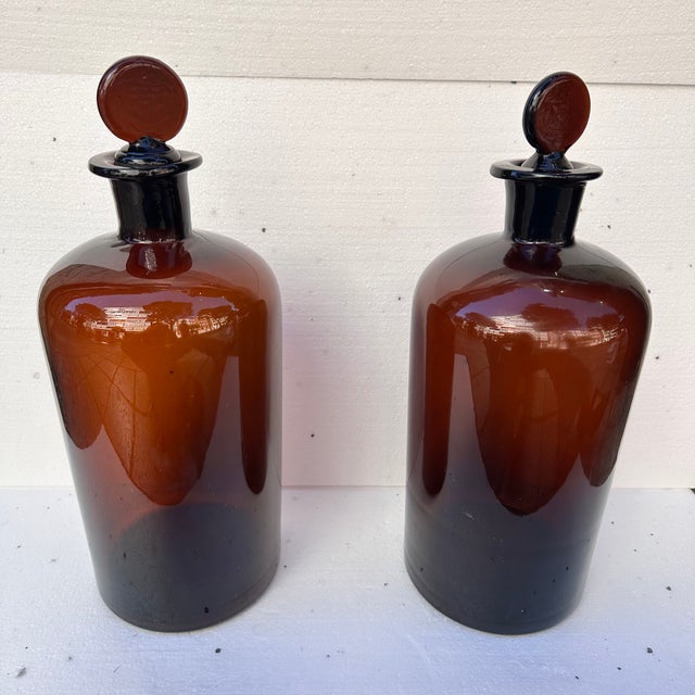 Apothecary Jars in Amber Glass, Spain, 1940s, Set of 2 For Sale - Image 9 of 18