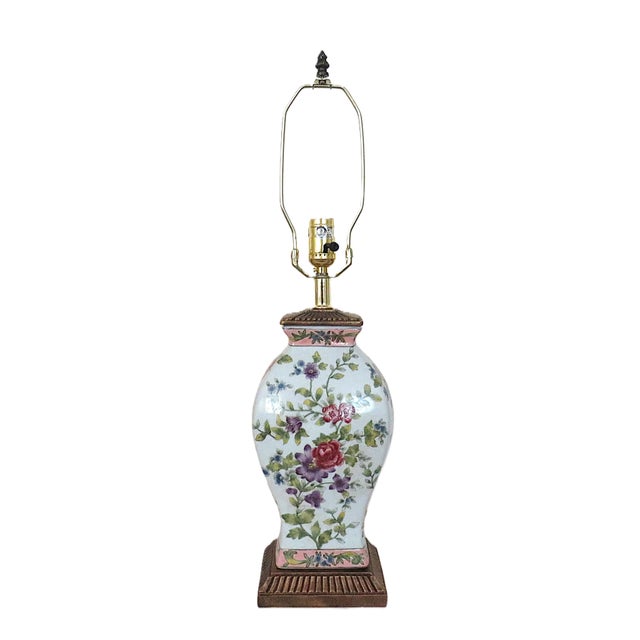 FREE SHIPPING ANYWHERE IN THE CONTINENTAL US! This is a set of Chinoiserie table lamps. Vase form. White background with...