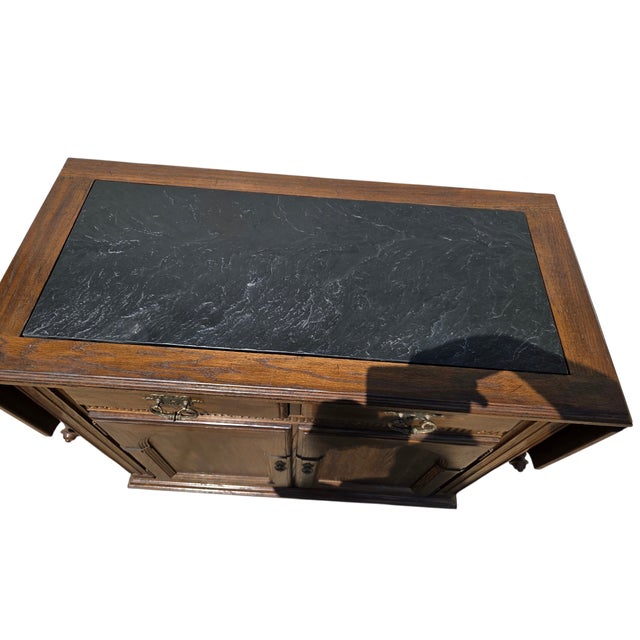 Ethan Allan Charter Oak Jacobean Sideboard Bar Console Server Liquor Cabinet For Sale - Image 15 of 18