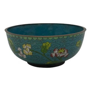 Early 20th Century Chinese Cloisonné Bowl Turquoise Green Pink Chrysanthemum Floral Pattern For Sale