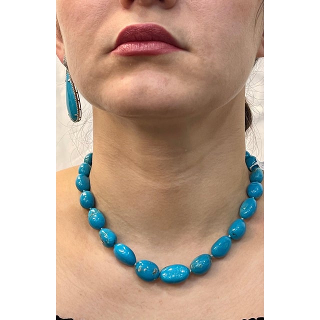 340 Carat Natural Sleeping Beauty Turquoise Necklace Single-Strand 14 Karat Gold For Sale In New York - Image 6 of 18