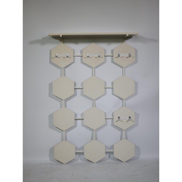 Rare Cube wall coat rack from the 1960s and 1970s. Height: 120 cm Width: 78 cm Depth: 24 cm
