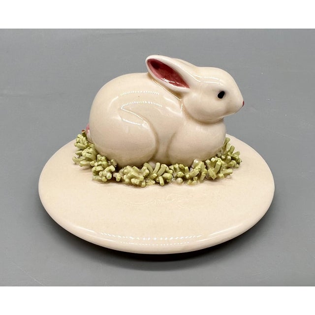 1980's Vintage Fitz & Floyd Ceramic Bunny Basket — Spring/ Easter Trinket Box For Sale - Image 9 of 10