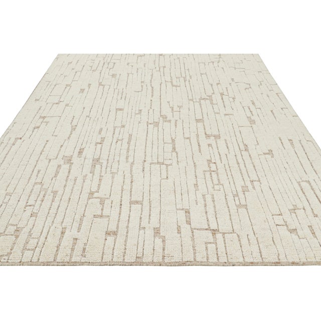 Rug & Kilim Rug & Kilim’s Contemporary Rug in White with High-Low Geometric Patterns - 9x12 For Sale - Image 4 of 7