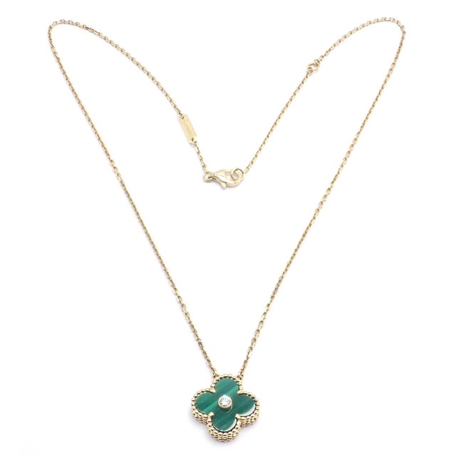 Van Cleef & Arpels Diamond Vintage Alhambra Malachite Holiday 2013 Necklace For Sale In Philadelphia - Image 6 of 11