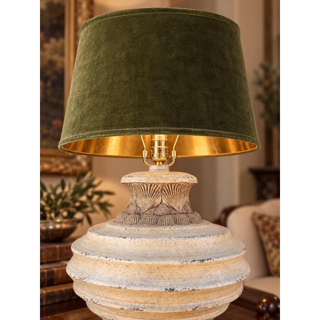 Late 20th Century Sculptural Shell Urn Table Lamp With Moss Green Velvet and Gold-Lined Shade For Sale - Image 4 of 5