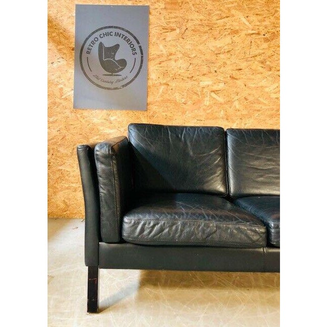 Mid-Century Danish 3-Seater Black Leather Sofa from Mogens Hansen, in Very Good conditions. Designed 1970 to 1979 This...