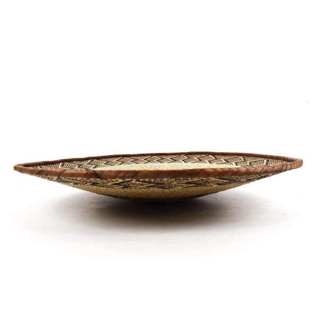 African Early 20th Century Tonga Binga Basket 23 Inch For Sale - Image 3 of 7