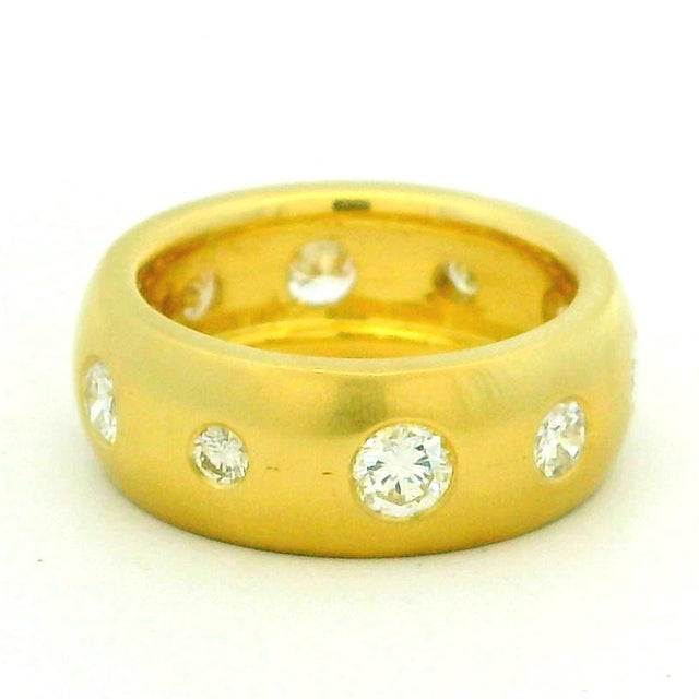 Talia Jade 18k Gold Diamond Band Ring, 1.90 Carats, Size 7 For Sale - Image 4 of 14