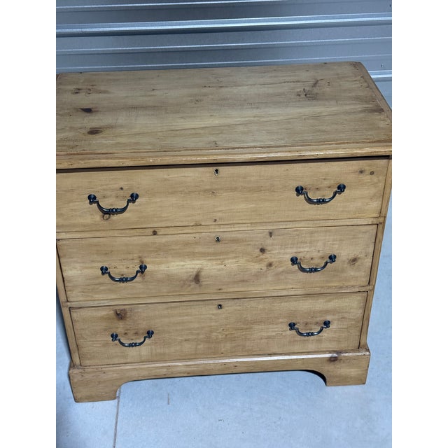 English Antique Pine Three Drawers - Chest of Drawers From England For Sale - Image 3 of 18