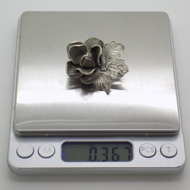 Vintage Italian Handmade Genuine Silver Filigree Medium-Sized Rose Flower Brooch For Sale - Image 12 of 13