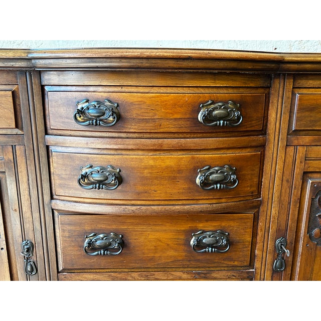 English Edwardian Art Nouveau Walnut Sideboard with Hand-Carved Floral Panels, 1900s For Sale - Image 6 of 15
