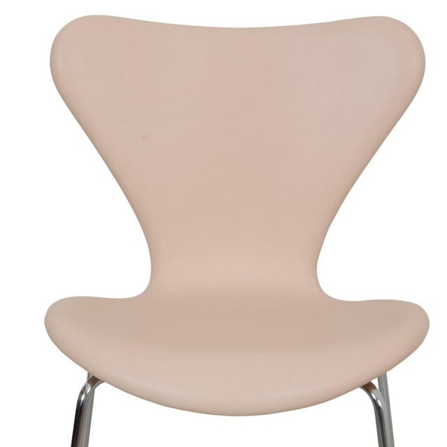 Seven Chairs in Natural Leather from Arne Jacobsen, 1990s, Set of 6 For Sale - Image 13 of 18