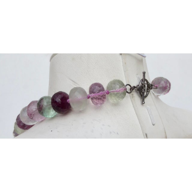 Faceted Florite Beaded Necklace Circa 30s For Sale - Image 4 of 7