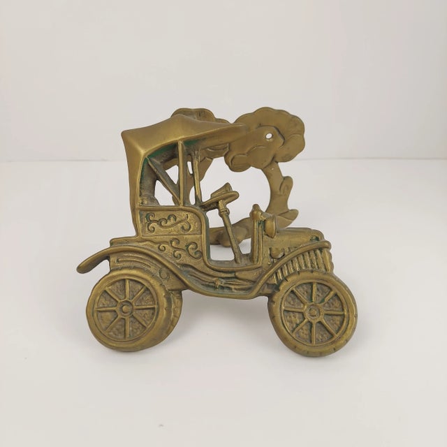 Mid-century brass antique car door knocker made for Int'l Express Mfg. in Los Angeles, California, in Taiwan. This vintage...