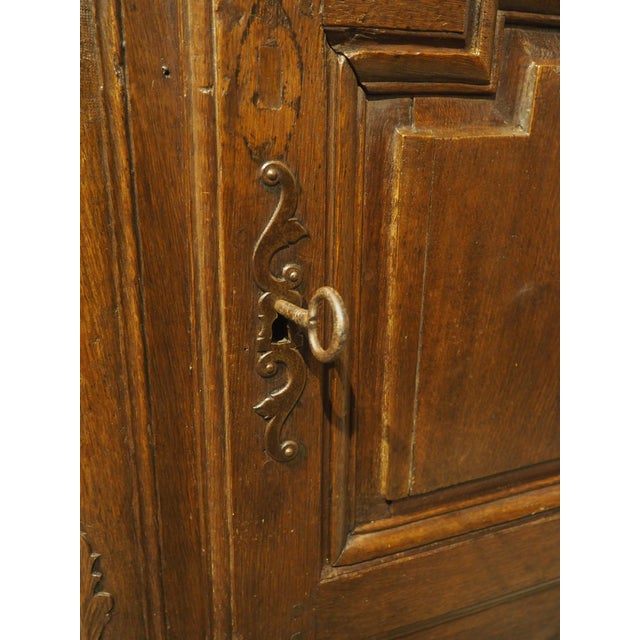 Rare 18th Century French Oak Offertory Center Cabinet From Charente-Maritime For Sale - Image 14 of 18