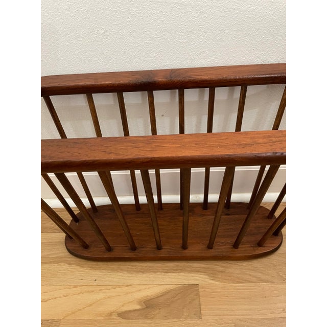 Mid-Century Modern Vintage Cornwall Industries Mid Century Spindle Magazine Rack After Authur Umanoff For Sale - Image 3 of 9
