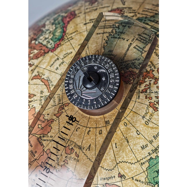 Brown Danish Illuminated World Globe Table Lamp by Scan-Globe A/S, 1990 For Sale - Image 8 of 12