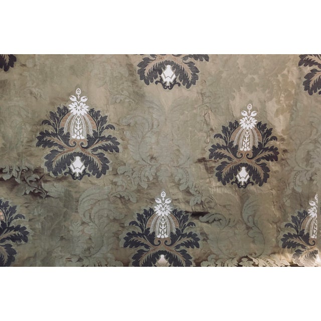 Oscar De La Renta damask fabric linen silk combination made in India Oscar De la Renta Emilia damask hunter green color