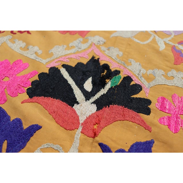 Vintage Hand Embroidered Suzani Wall Hanging, 1920s For Sale - Image 9 of 18