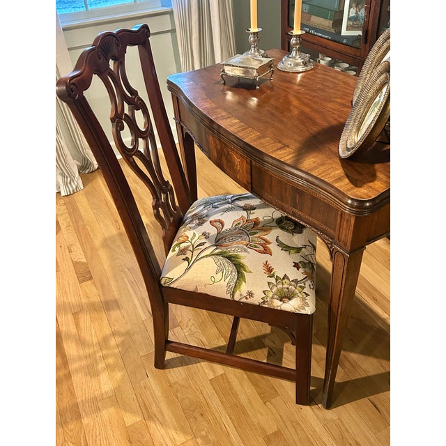 English Vintage Thomasville Chippendale Side Chairs With Botanical Linen Upholstery - A Pair For Sale - Image 3 of 12