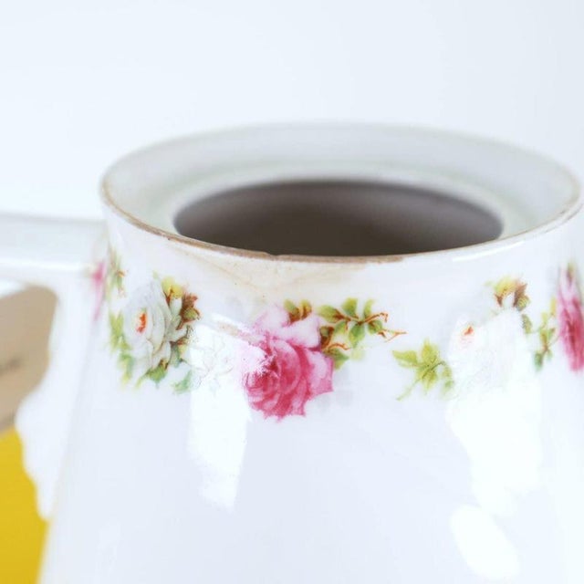 Teapot with Floral Motifs from Ginori For Sale - Image 12 of 13