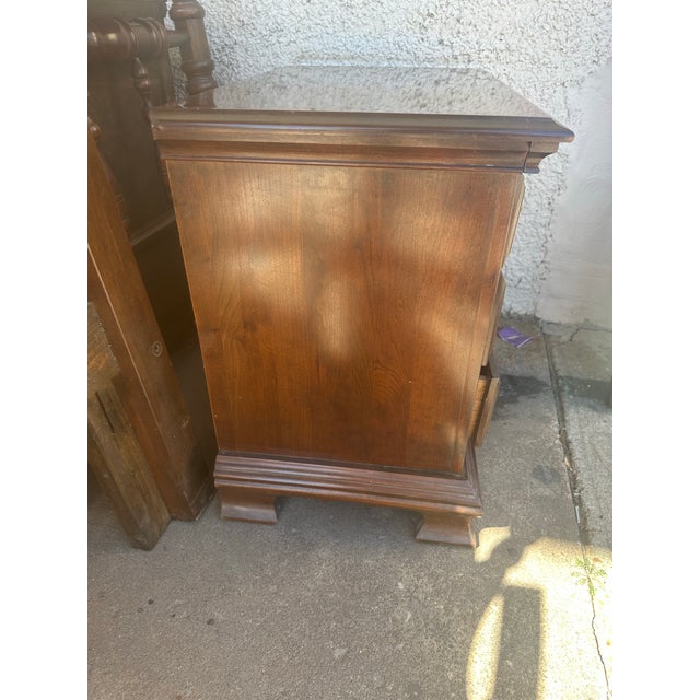 Traditional Kincaid Solid Cherry Wood Georgian Nightstand 26" X 16" X 24" H - Made in North Carolina in 1986 For Sale - Image 3 of 3