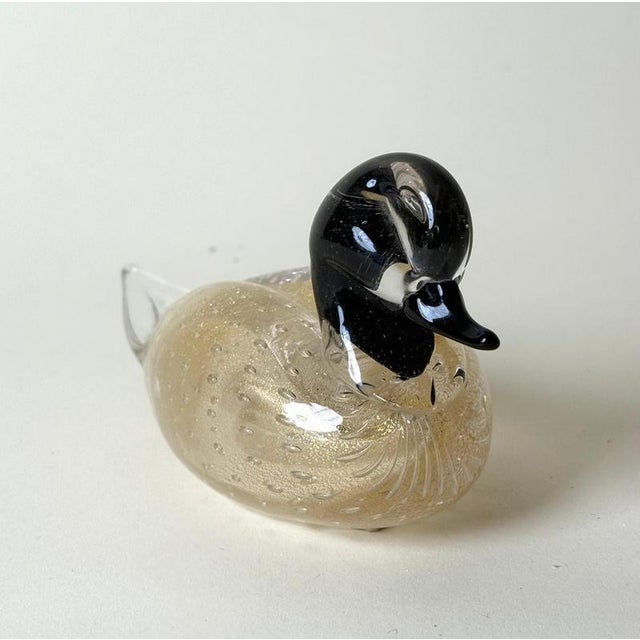 Italian Murano Glass Duck Sculpture with Gold Leaf and Controlled Bubbles, 1970s For Sale - Image 3 of 10