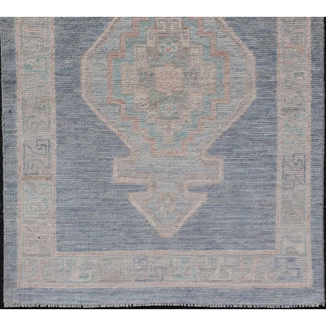 Medallion Designed Modern Oushak With Blue Background and Cream Border 2'7 X 3'11 For Sale - Image 4 of 9