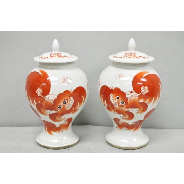 Vintage Chinese Hand Painted Foo Dog Porcelain Covered Ginger Jar - A Pair For Sale - Image 17 of 17