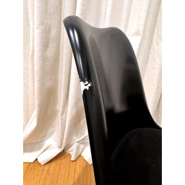 Knoll Eero Saarinen for Knoll “Tulip” Side Chairs- Set of 5 For Sale - Image 4 of 6