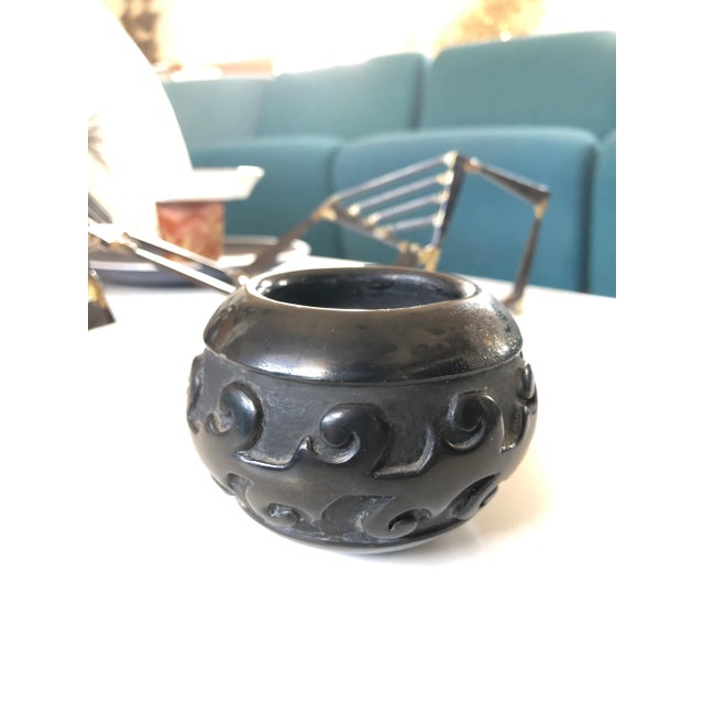 Margaret Tafoya Santa Clara Miniature Blackware Pottery Jar by Linda Tafoya New Mexico For Sale - Image 4 of 7