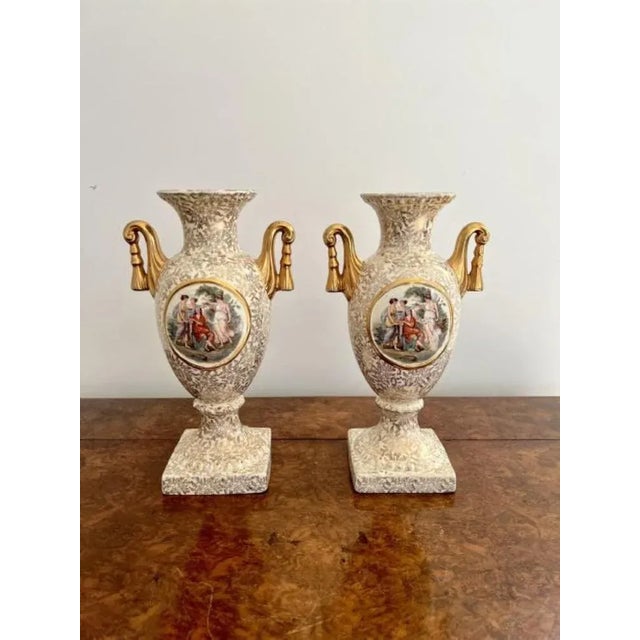 Beige Antique Victorian Vases, 1890, Set of 2 For Sale - Image 8 of 8
