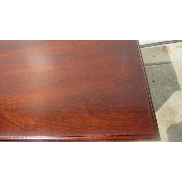 1980s Pair Henkel Harris Nightstands Bedside Tables Mahogany For Sale - Image 10 of 14