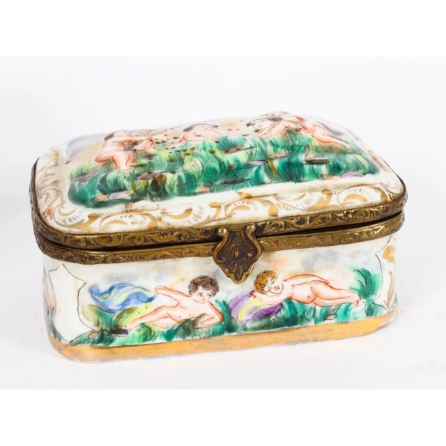 Antique Italian Capodimonte Porcelain Box, 19th Century For Sale - Image 10 of 18
