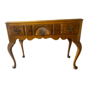 Federalist Birdseye/Tigerseye Maple Lowboy