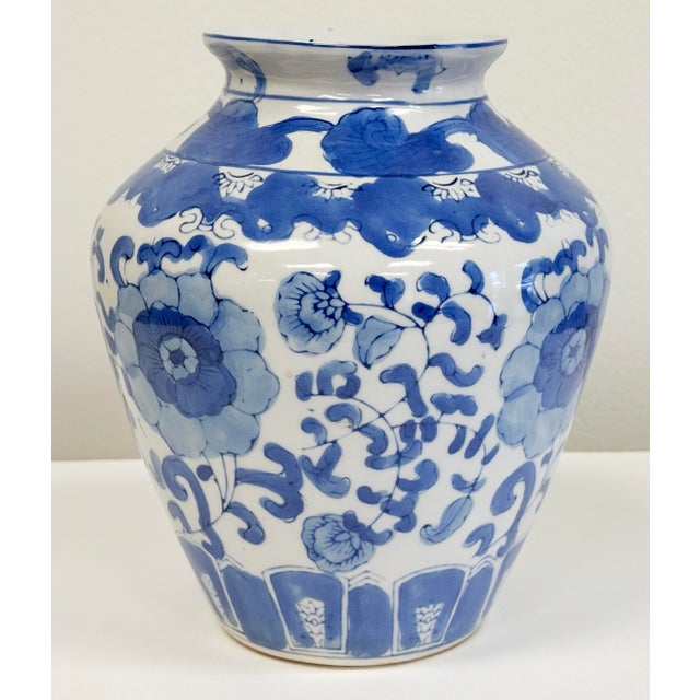 Late 20th Century Vintage Porcelain Blue and White Floral Motif Jar For Sale - Image 5 of 7