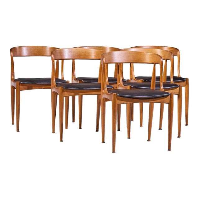Johannes Andersen for Uldum Møbelfabrik Mid Century Danish Teak Dining Chairs - Set of 6 For Sale