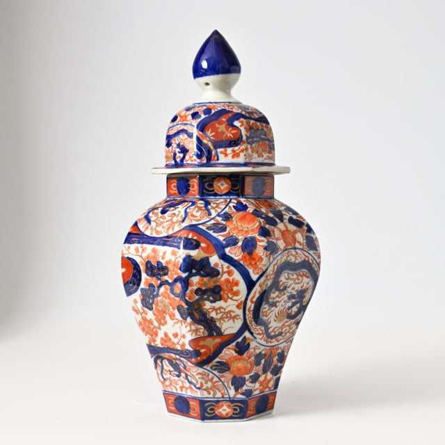 Antique, Meiji period, Japanese Imari porcelain lidded vase.