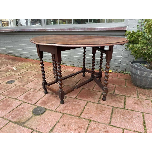 1920s Antique English Table Drop Leaf Gateleg Barley Twist Oak Oval C. 1920-30s For Sale - Image 5 of 10